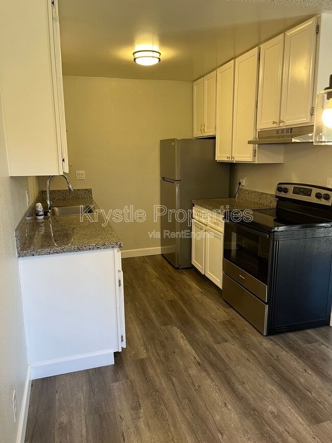 Photo - 1060 Oak Grove Rd Apartment