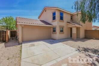 Building Photo - 2283 E Palm Beach Dr