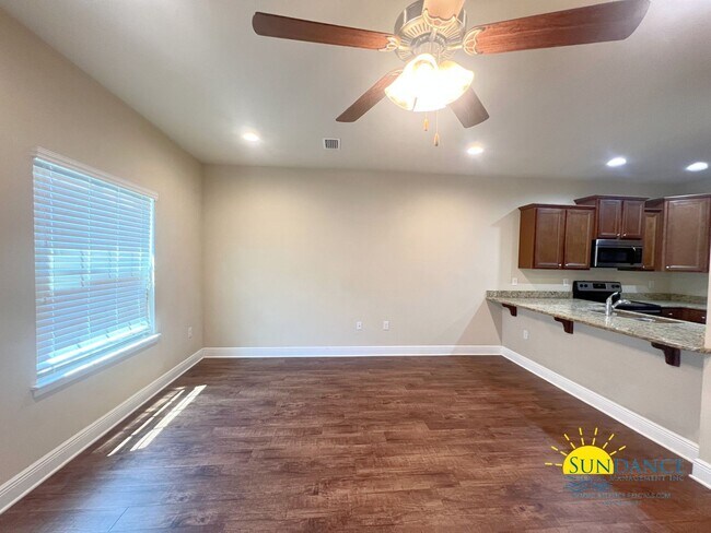 Foto del edificio - Reserve Pointe Townhome with Community Pool!