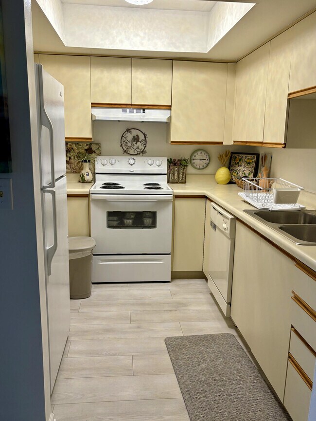 Foto del edificio - 540 SW South River Dr