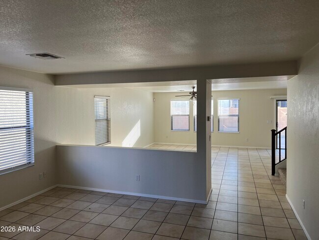 Foto del edificio - 9441 W Jamestown Rd