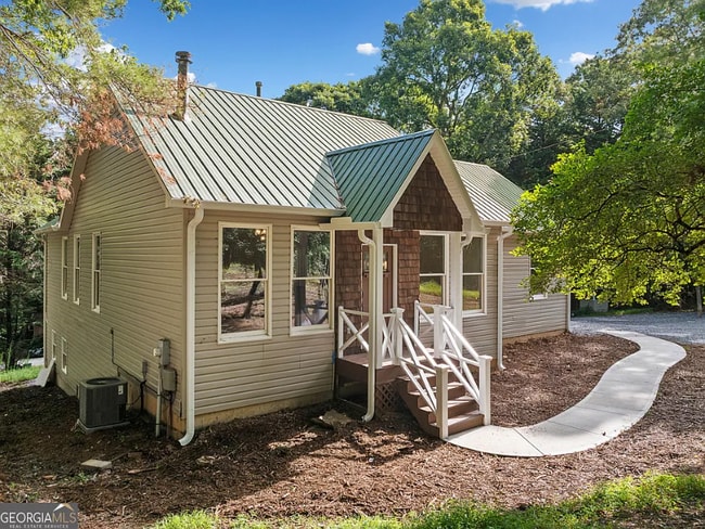 Photo - 775 Bernhardt Rd House