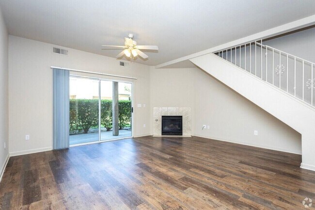 Building Photo - 405 Winterfield Dr