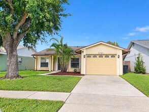 Building Photo - 1761 Lakeview Village Dr