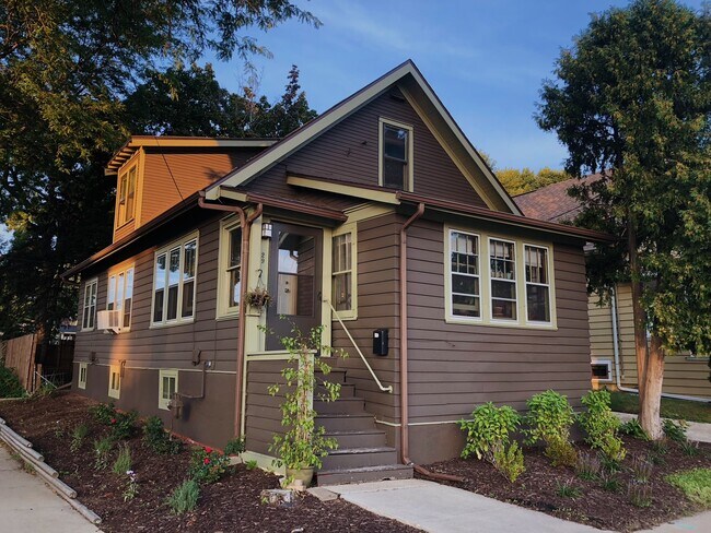 Encantador bungalow cerca del lado este - 29 N 1st St
