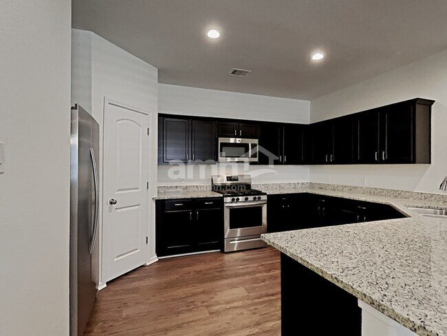 Foto del edificio - 18057 Atwood Mill Dr