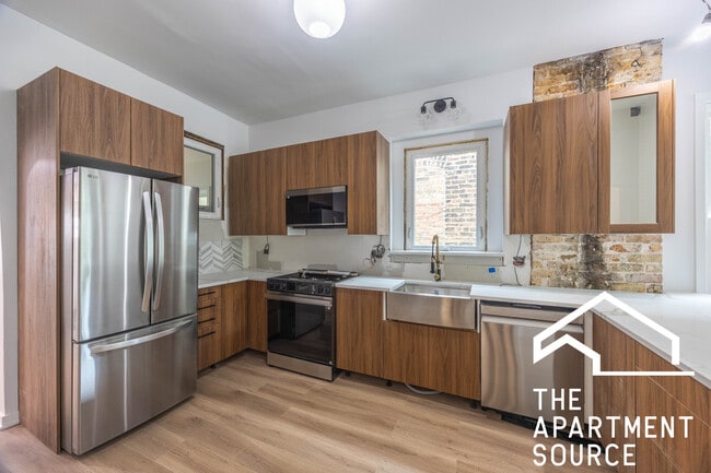 Foto del edificio - 2206 W Erie St