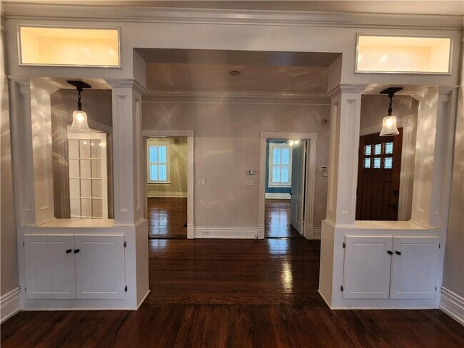 Foto del edificio - 1055 Longley Ave NW