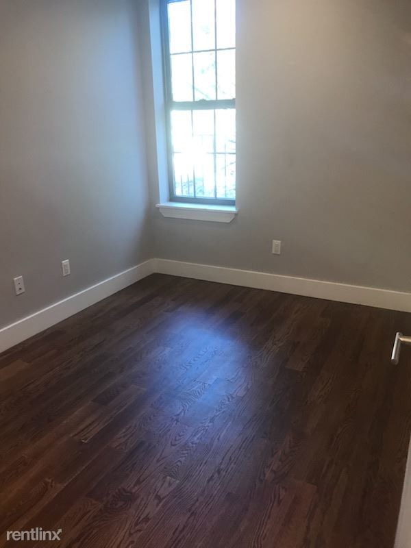 Foto del edificio - 1887 Troutman St