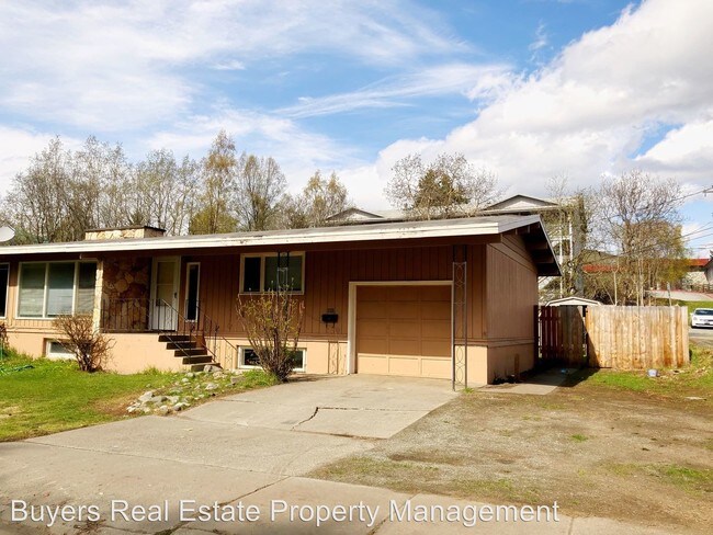 Building Photo - 3 br, 2 bath House - 325 W 16th Avenue