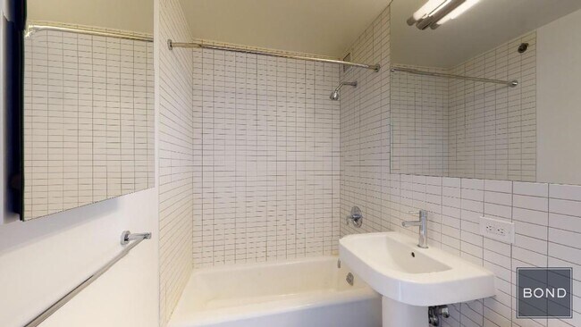Foto del edificio - 222 E 39th St