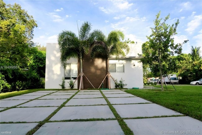 3 br, 2 bath House - 9634 NW 2nd Ave photo'
