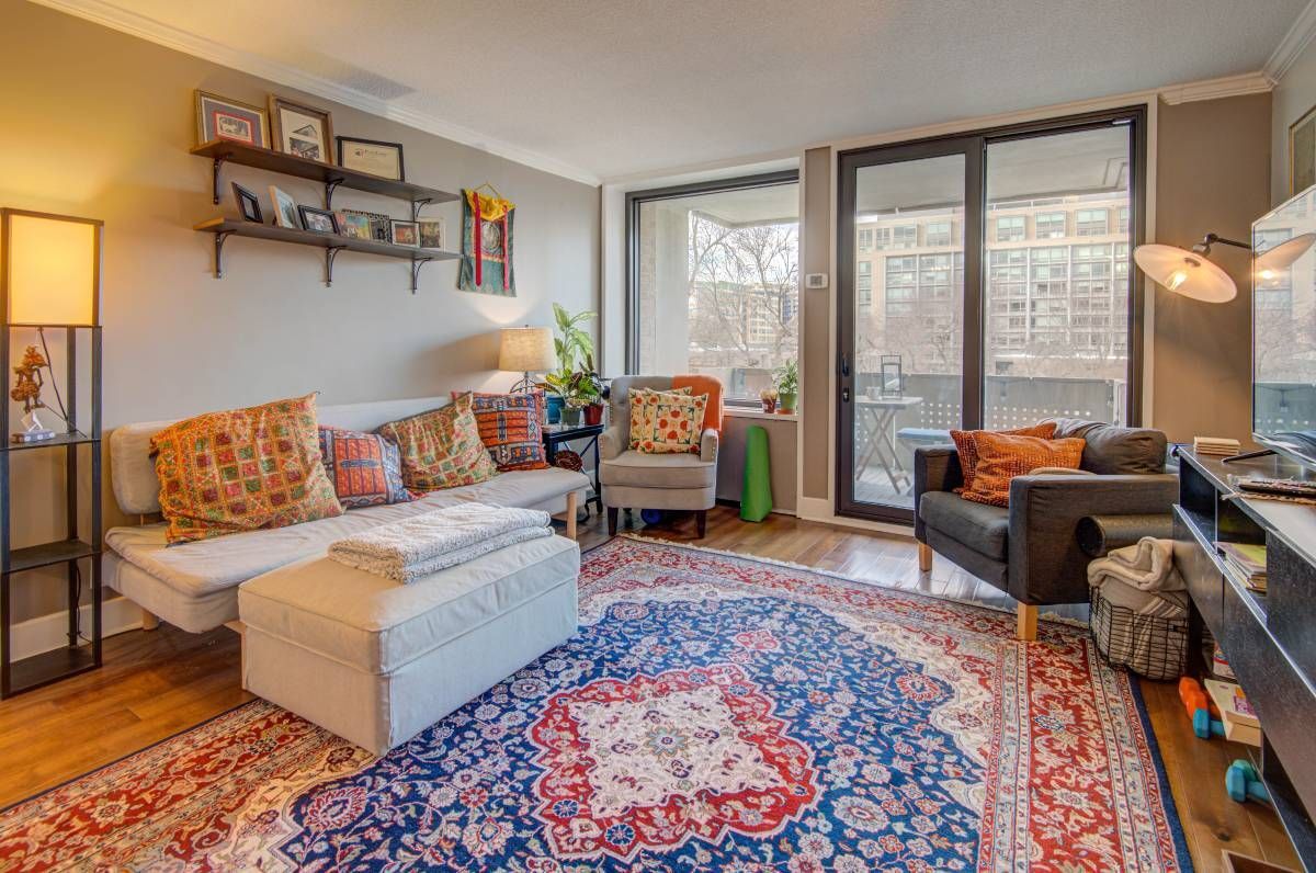 Foto principal - 240 M St NW