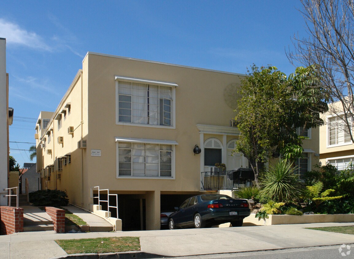 Primary Photo - 315 S Elm Dr