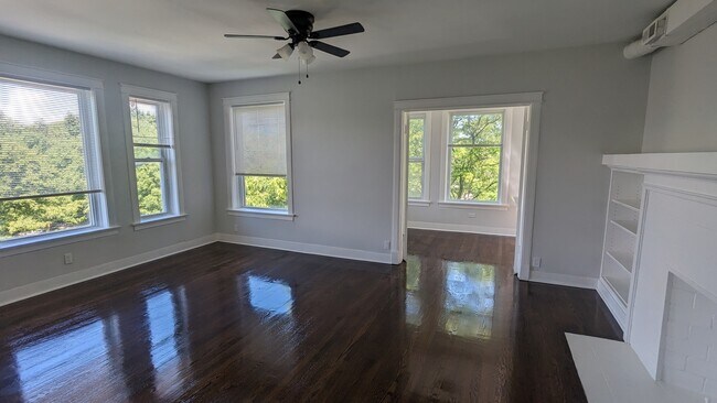 Foto del edificio - 601 E 60th St