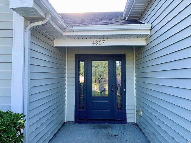 Building Photo - 4857 Southgate Pkwy