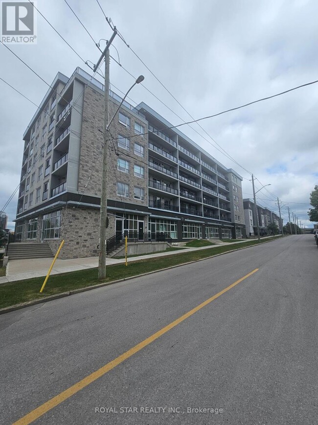Building Photo - 275-F275 Larch St
