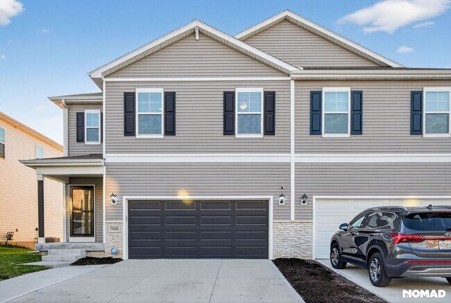 Foto del edificio - 7908 N 169th St