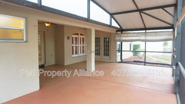 Building Photo - 1521 Parkglen Cir