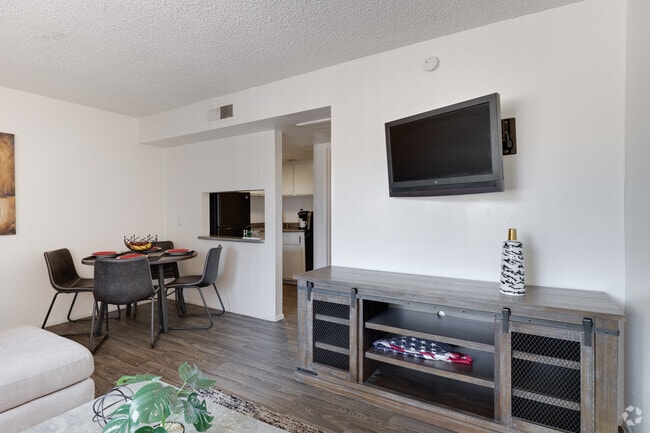1BR, 1BA - 550SF - Courtyard at Encanto Apartments
