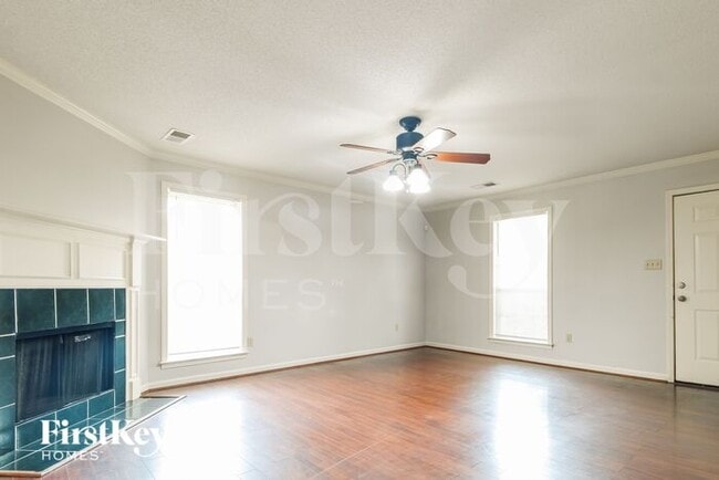 Building Photo - 588 North Ericson Drive