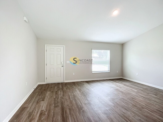 Building Photo - 6700 E Lowden St