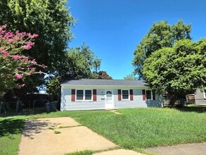 Building Photo - 2203 Gurley Ct