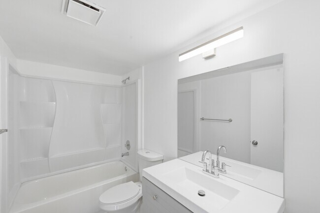 Building Photo - The Rise Apartments
