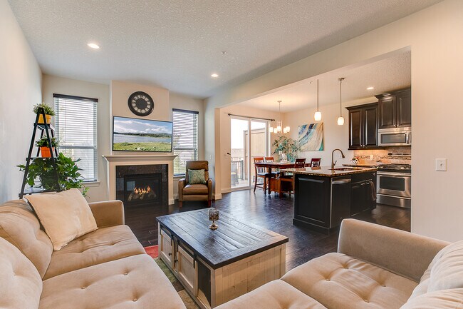 Building Photo - 3201 Countryside Ct