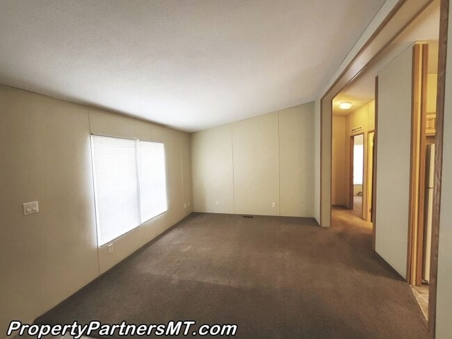 Building Photo - *** Remodeled *** 3 Bed 2 Bath Modular house