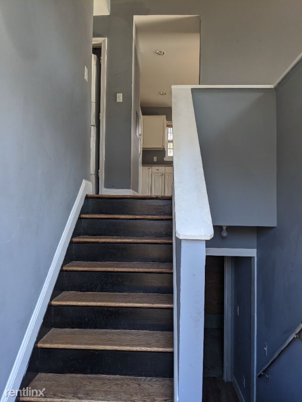Foto del edificio - 5 br, 2 bath House - 75 Woodland Dr