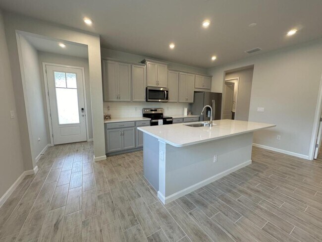 Building Photo - 5944  A Timberdale Ave