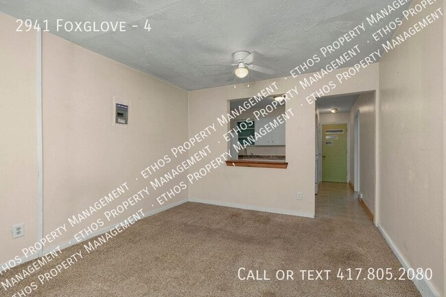 Building Photo - 2941 Foxglove-4