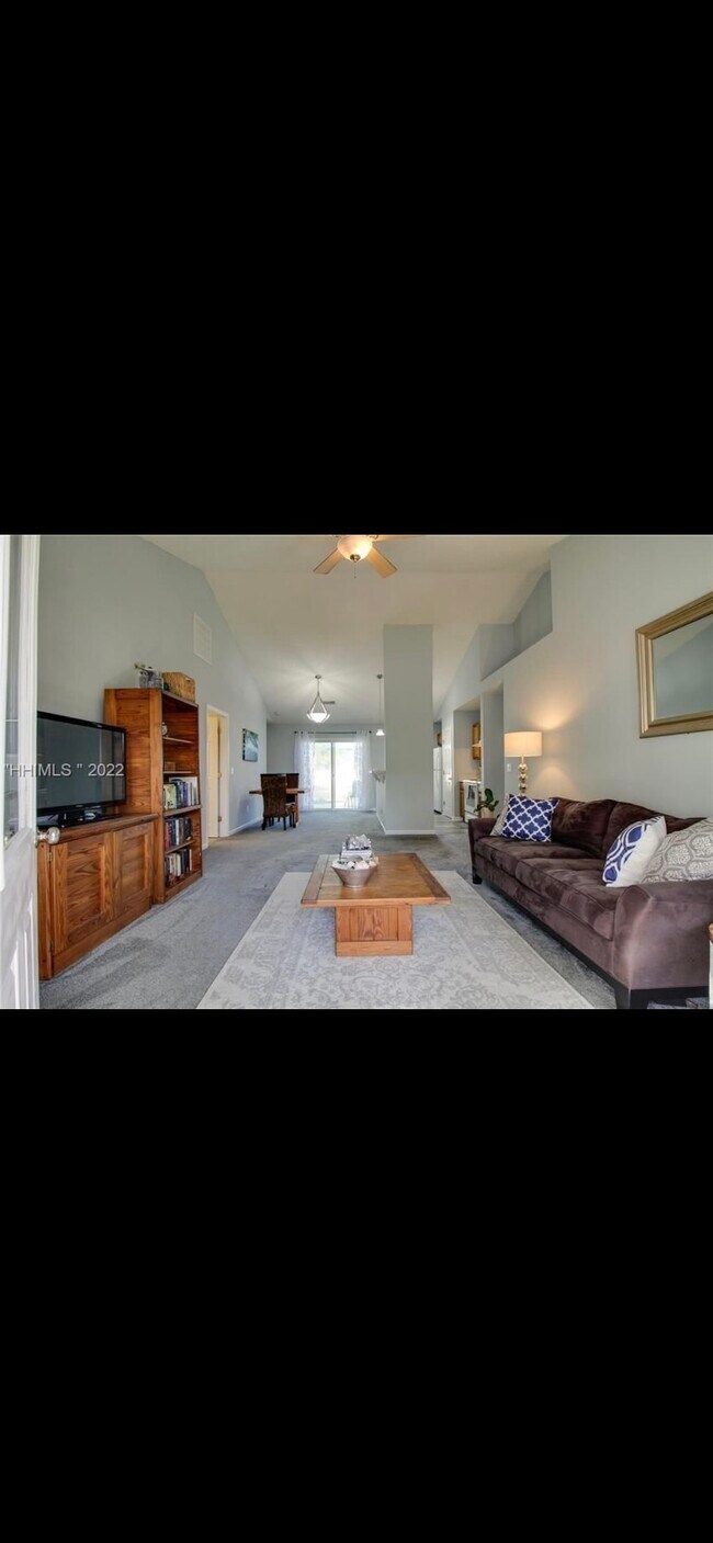 Building Photo - 55 Broadland Cir