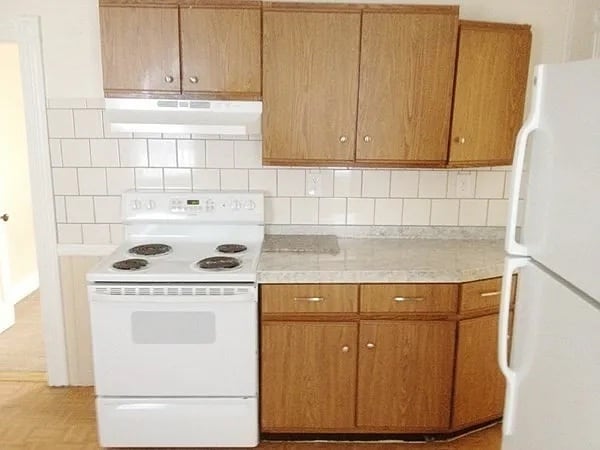 Kitchen - 150 West St