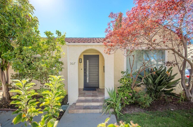 Foto del edificio - 507 N Formosa Ave