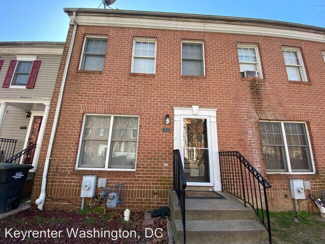 Building Photo - 3 br, 3.5 bath House - 837 HR Dr, SE