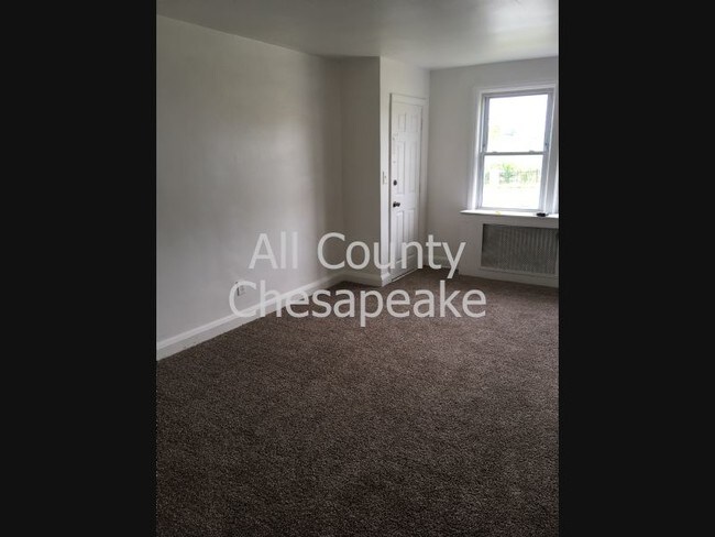 Foto del edificio - 1347 Taylor Ave