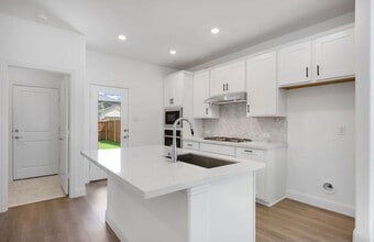 Building Photo - 1108 Broomsedge Mews