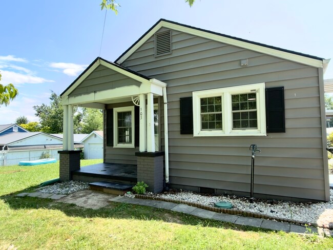 Building Photo - 103 Pelican Ln