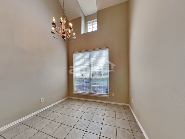 Building Photo - 11936 Porcupine Drive