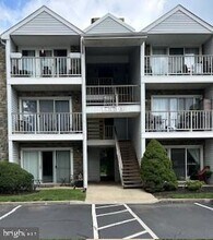 Building Photo - 28 Holly Ct