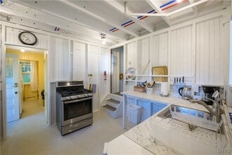 Building Photo - 3177 E Lake Rd