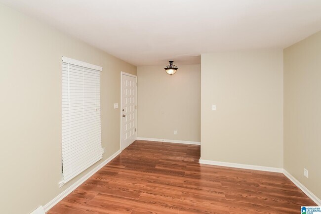 Building Photo - 308 Kimbo Dr