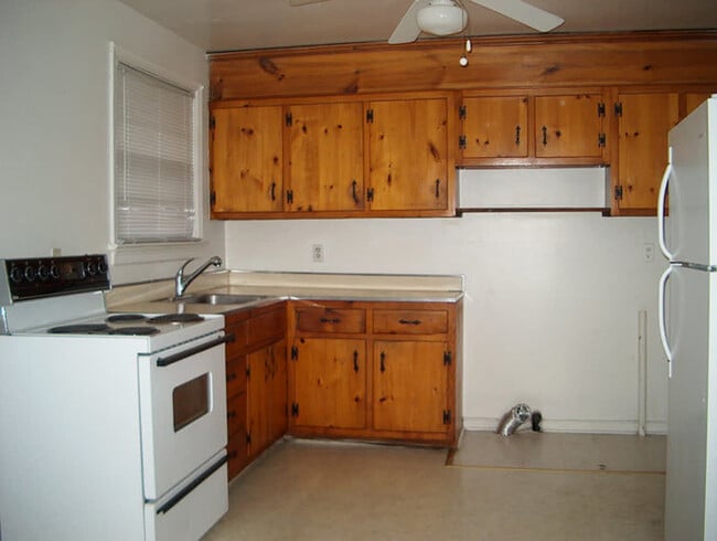 Building Photo - 9709 Royerton Dr
