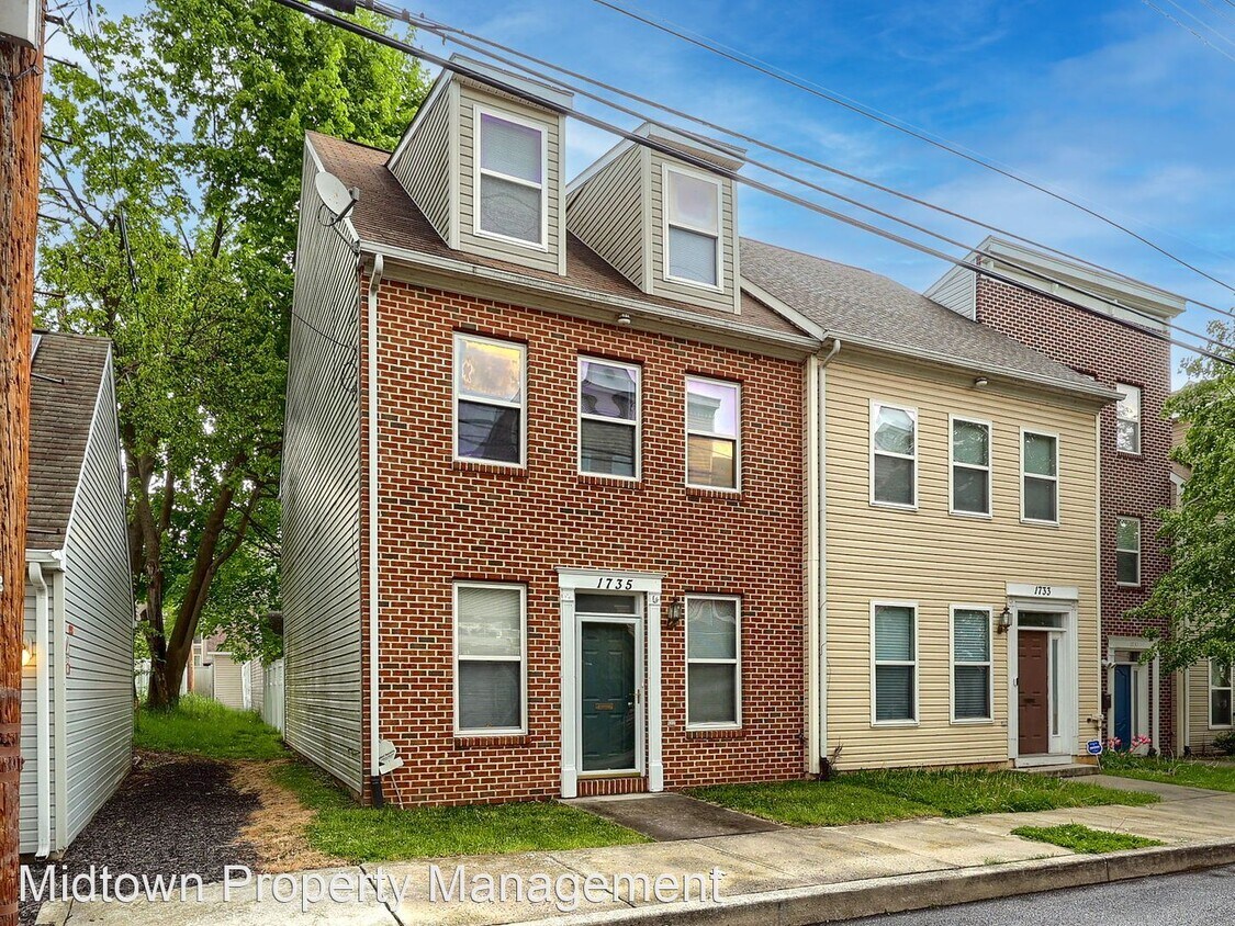 Primary Photo - 3 br, 2.5 bath House - 1735 Logan St.