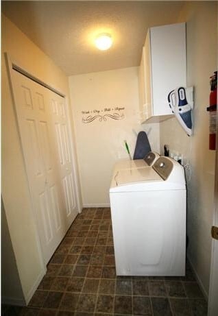 Building Photo - 4 bedroom, 3 bath Ranch Style Home