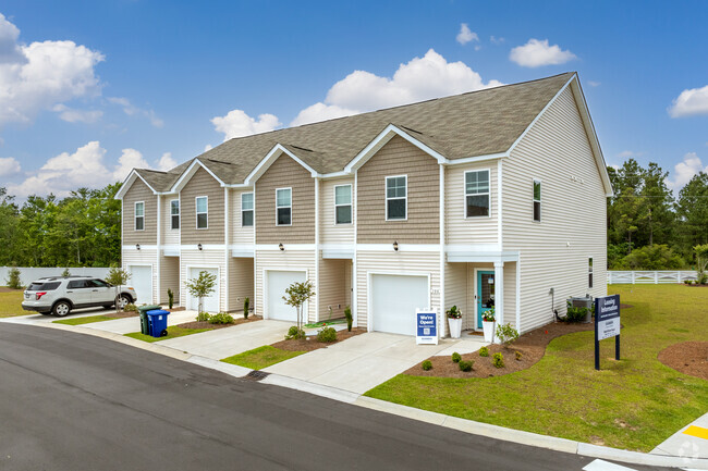 Building view. - Bell's Lake Townhomes