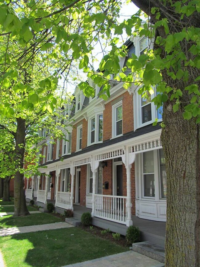 Photo du bâtiment - 485 Aylmer St N