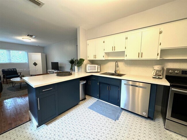 Foto del edificio - 3097 SW 21st St